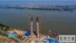 世界上跨度最大的双层悬索桥：武汉杨泗港长江大桥(双层双向10车道)