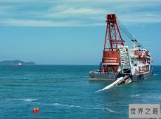 世界上最大的深海挖沟犁：“深海巨兽”（重达178吨）