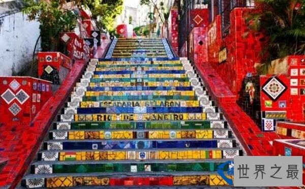 世界上最有色彩的城市 梦幻的色彩旅游的胜地