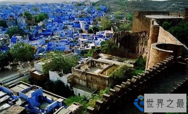 世界上最有色彩的城市 梦幻的色彩旅游的胜地