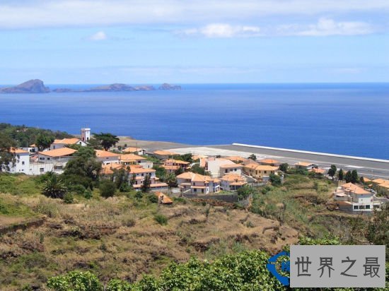 全球最惊险的15大飞机跑道  足以让乘客尖叫