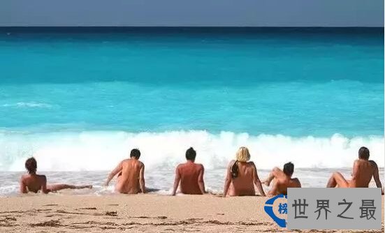 裸晒沙滩：世界上最盛产美女的沙滩海岸