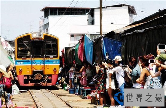 奇葩的跨境集市：世界上最怪异的十大集市