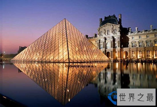 法国：公民从娘胎到死亡受到400多种福利的保护。