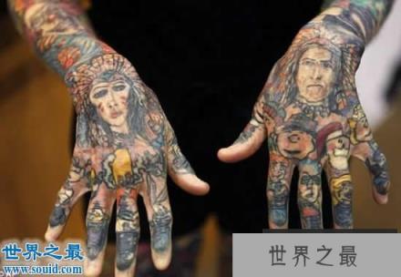 世界上纹身最多的女人,95%的皮肤被纹身覆盖(www.1357vip.com)