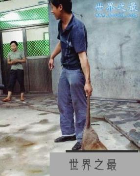 世界上最大的老鼠,1.1米长(比小孩还高)(www.1357vip.com)