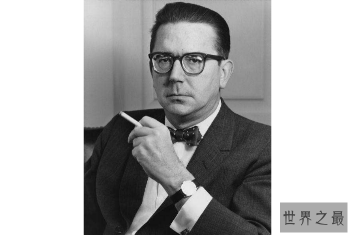 世界十大销售大师 23岁成为亿万富翁，29岁拥有私人飞机