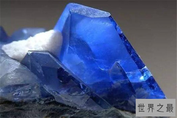 世界十大最贵的石头 塔菲石每克拉3.5万美元，最后一种很少见