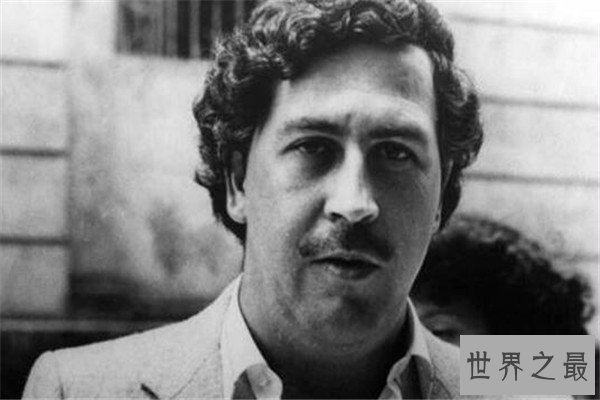 世界十大罪犯 布兰科曾是学校的教母，第八因为偷漏税被抓