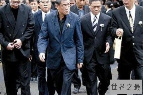 世界十大黑帮 Crips和血腥团伙是死对头