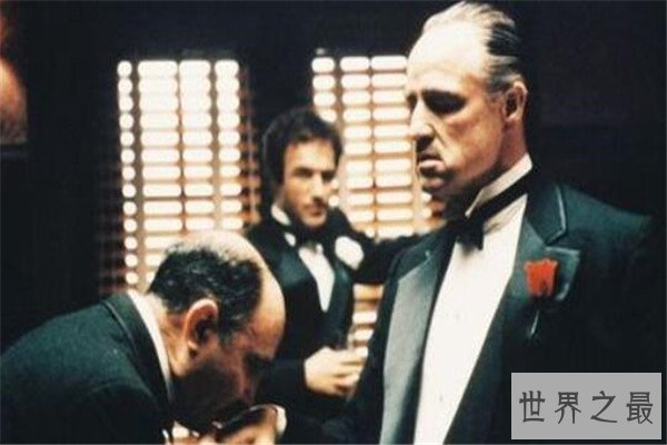 世界十大黑帮 Crips和血腥团伙是死对头