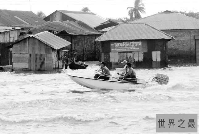 世界十大灾难 宛如世界末日，第一经济损失达两千亿美元