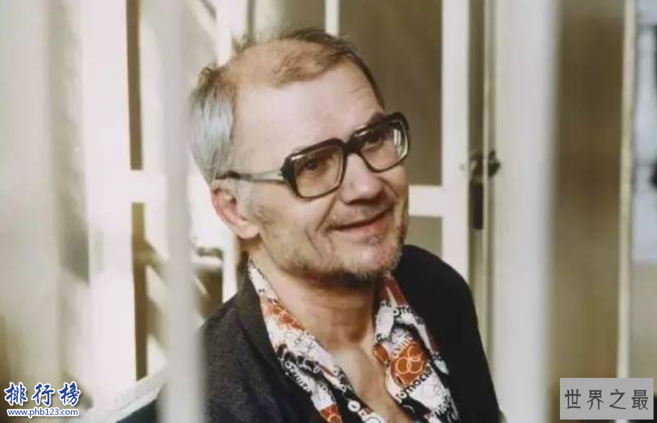 世界十大变态杀人魔:剥皮做人偶侵犯尸体