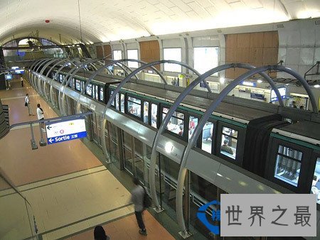 最豪华的地铁