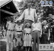 美国最高的人罗伯特·潘兴·瓦德罗,身高2.72米体重444斤