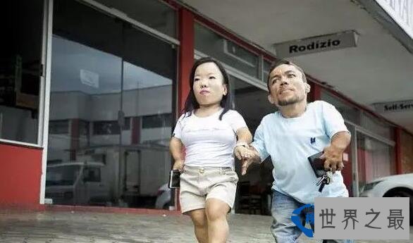世界上身高最矮的夫妻 两人身高都不足1米
