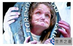 世界上最丑陋的人，62岁的安妮·伍兹(面部表情丑哭你)