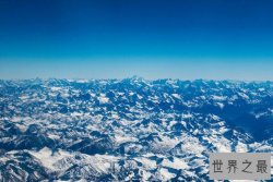 世界十大著名山脉，榜首有世界最高峰，北美洲脊骨排第四(落基山脉