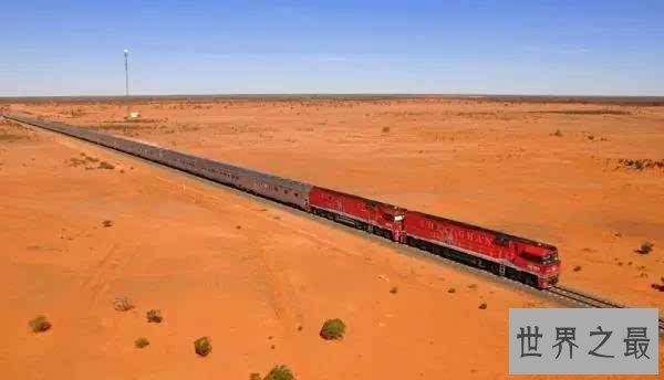 世界上最长的火车，共有八个车头682节车厢(长7353米)