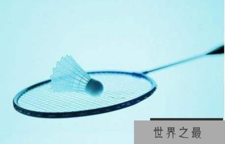 奇特的羽毛球树,个头不高,结满酷似羽毛球的果实(图2)