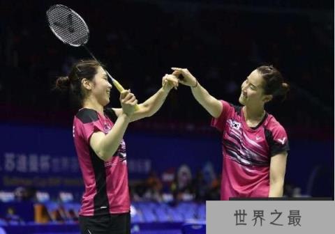 奇特的羽毛球树,个头不高,结满酷似羽毛球的果实(图3)