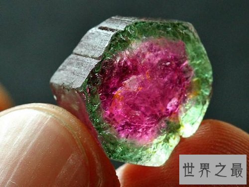 【图】碧玺是宝石界里色彩最丰富的宝石，你知道吗？