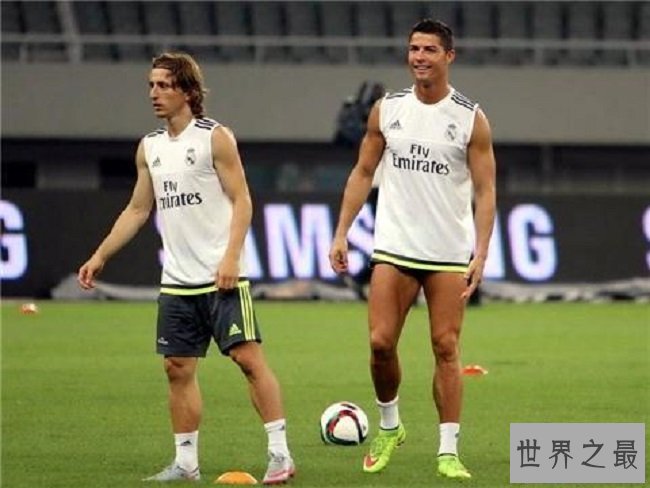 世界上最值钱的大长腿 C罗一双腿值10亿