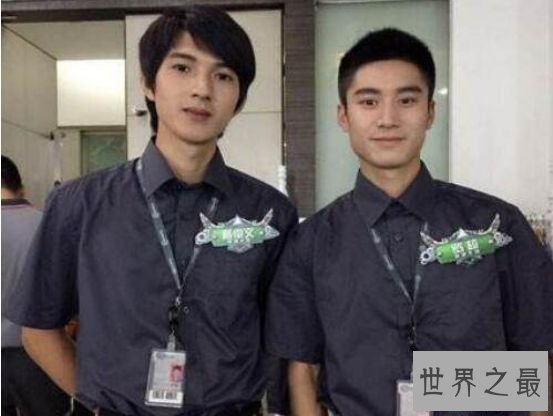 最帅快递小哥戴卓文 因长相不输明星引发网友犯花痴