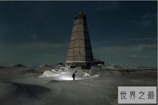 世界上最孤单的人，俄极地气候员(一集体的气候站)