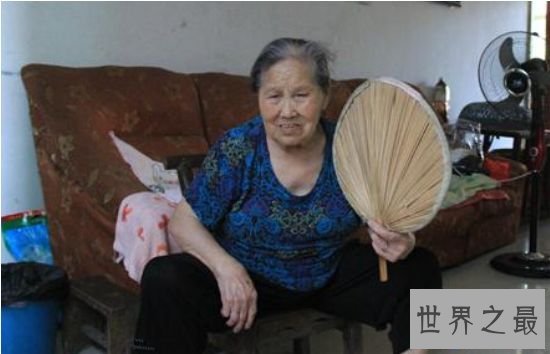 湖南第一寿星，田龙玉老人年满124岁却照旧面色苍白