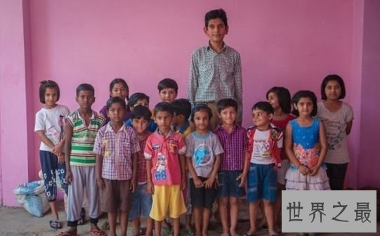 世界上最高的儿童卡兰·辛格，年仅5岁身高就达1.75米