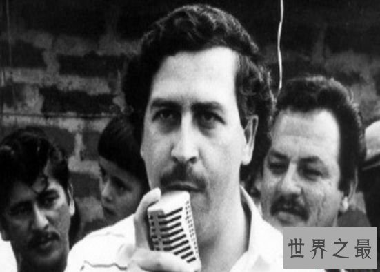 史上最嚣张的毒枭 巴勃罗·埃斯科巴的邪善人生