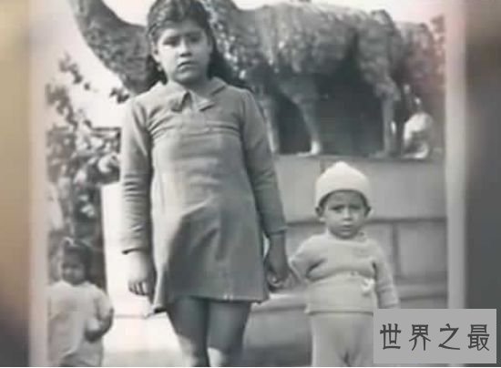 世界上最年轻的妈妈 秘鲁女孩琳娜.梅迪纳5岁产子