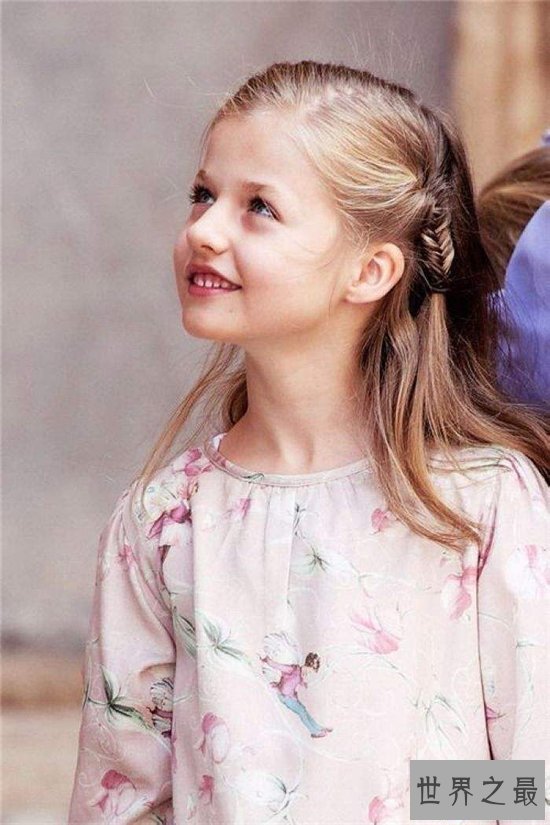 【图】莱昂诺尔公主颜值超高基因强大 妈妈曾是西班牙