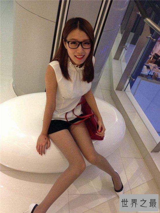 【图】御姐很哀伤名叫李琳玥 裸照不雅视频堪比日本
