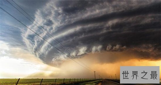 【图】龙卷风走廊仿佛一架太空飞船 现在成为人们冒险