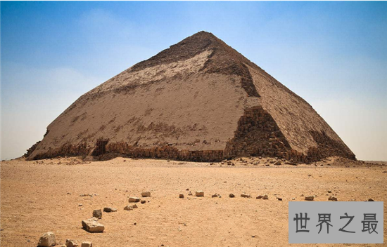 【图】埃及金字塔未解之谜 曾有200人爬上塔顶无人生还