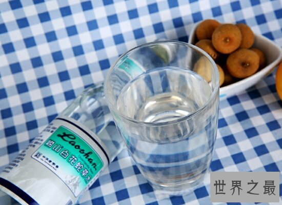【图】世界上最难喝的饮料之崂山白花蛇草水 难喝到怀