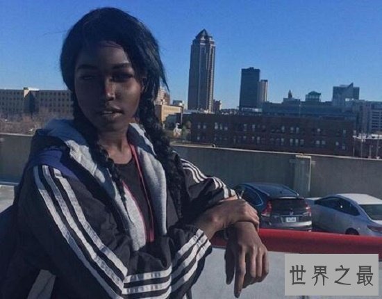 【图】世界上最漂亮的黑人美女Lolita，皮肤黑成碳，但