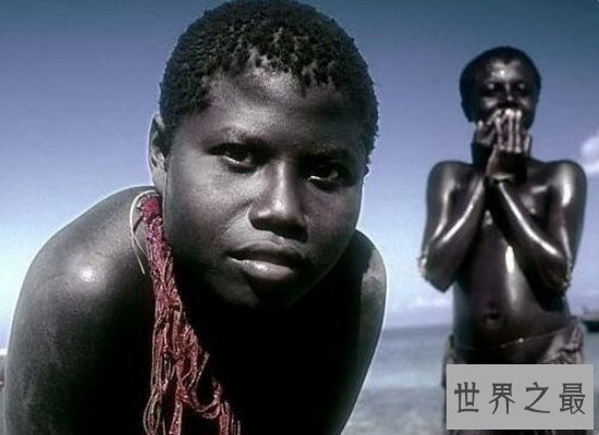 【图】世界上最黑的人丁卡人，以牛为生越黑血缘越好