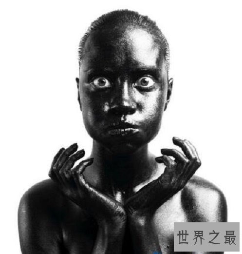【图】世界上最黑的孩子,全身上下都是黑的,连眼睛