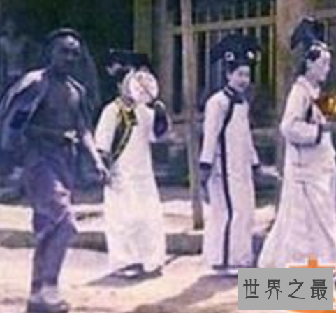 【图】中国十大灵异事情,四川成都惊现僵尸杀人事情