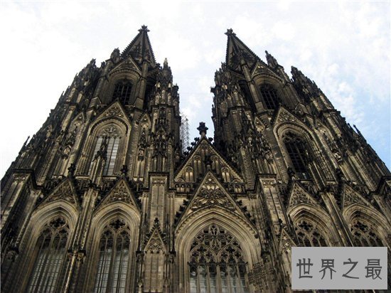 【图】世界上十大著名的哥特式建筑 感受东方念旧风气