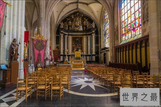 【图】世界上十大著名的哥特式建筑 感受东方念旧风气