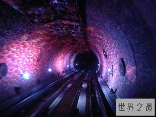 【图】上海外滩观光隧道旅行攻略 一年四季都适宜游玩