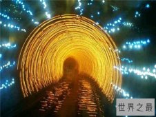 【图】上海外滩观光隧道旅游攻略 一年四季都适合游玩