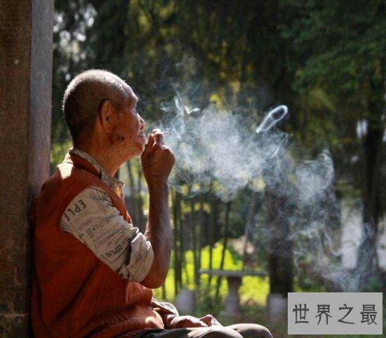 【图】2018中国人平均寿命统计 女性已达到77.37岁