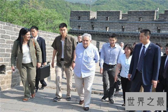 【图】世界最穷总统身价仅有1800美元 不住总统府住农场