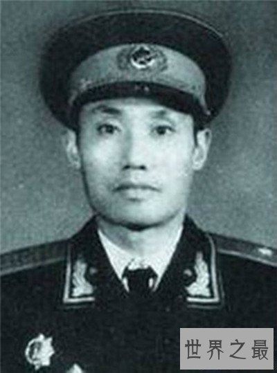 【图】中国最年轻的将军是谁 曾58岁带步枪指挥作战