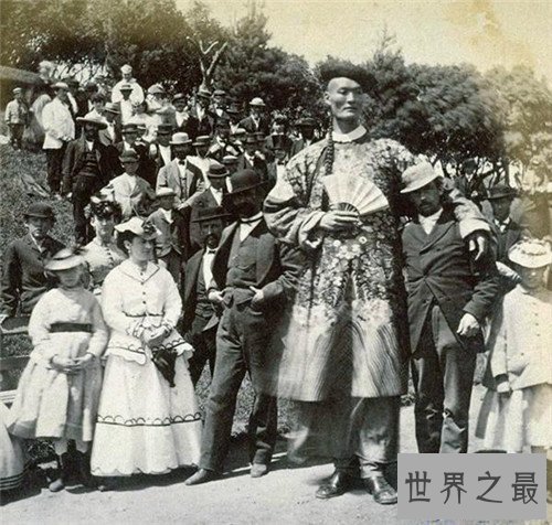 【图】世界上最高的人是谁 历史上最高的人三米一